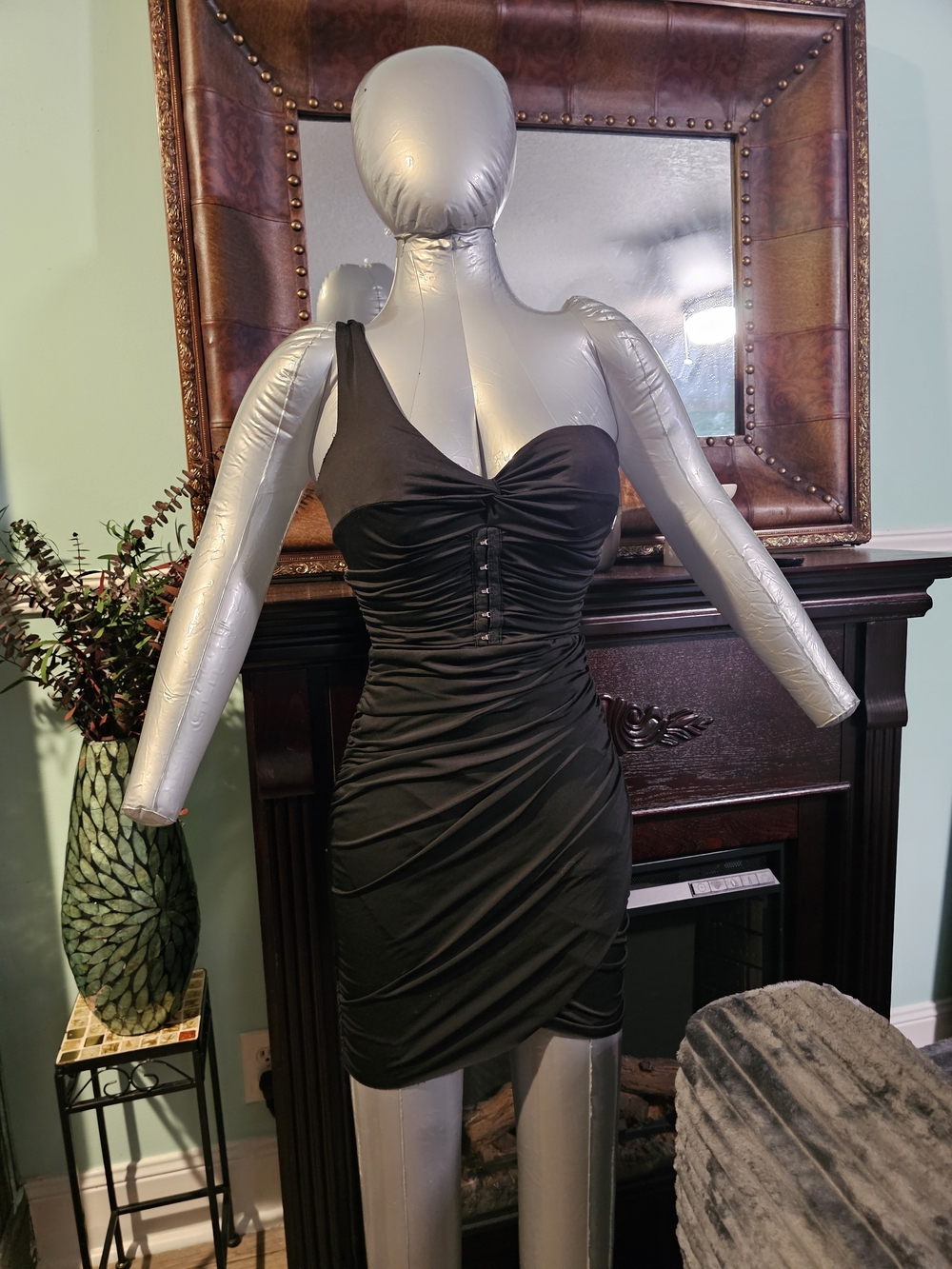 Wet Seal Black One-Shoulder Ruched Mini Dress